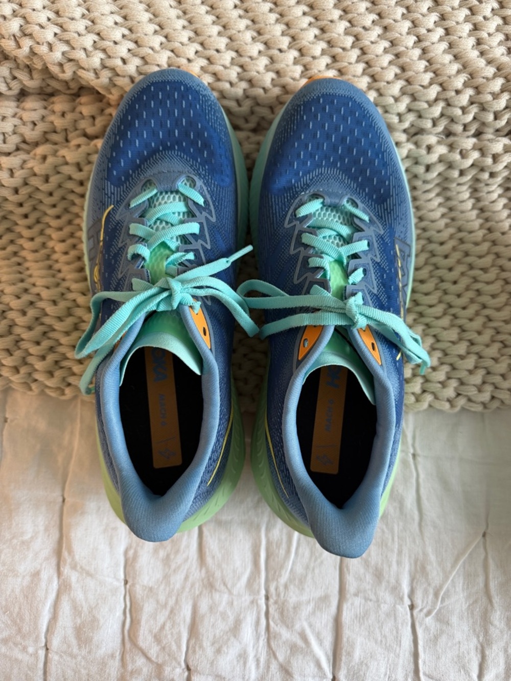 Hoka Mach 6